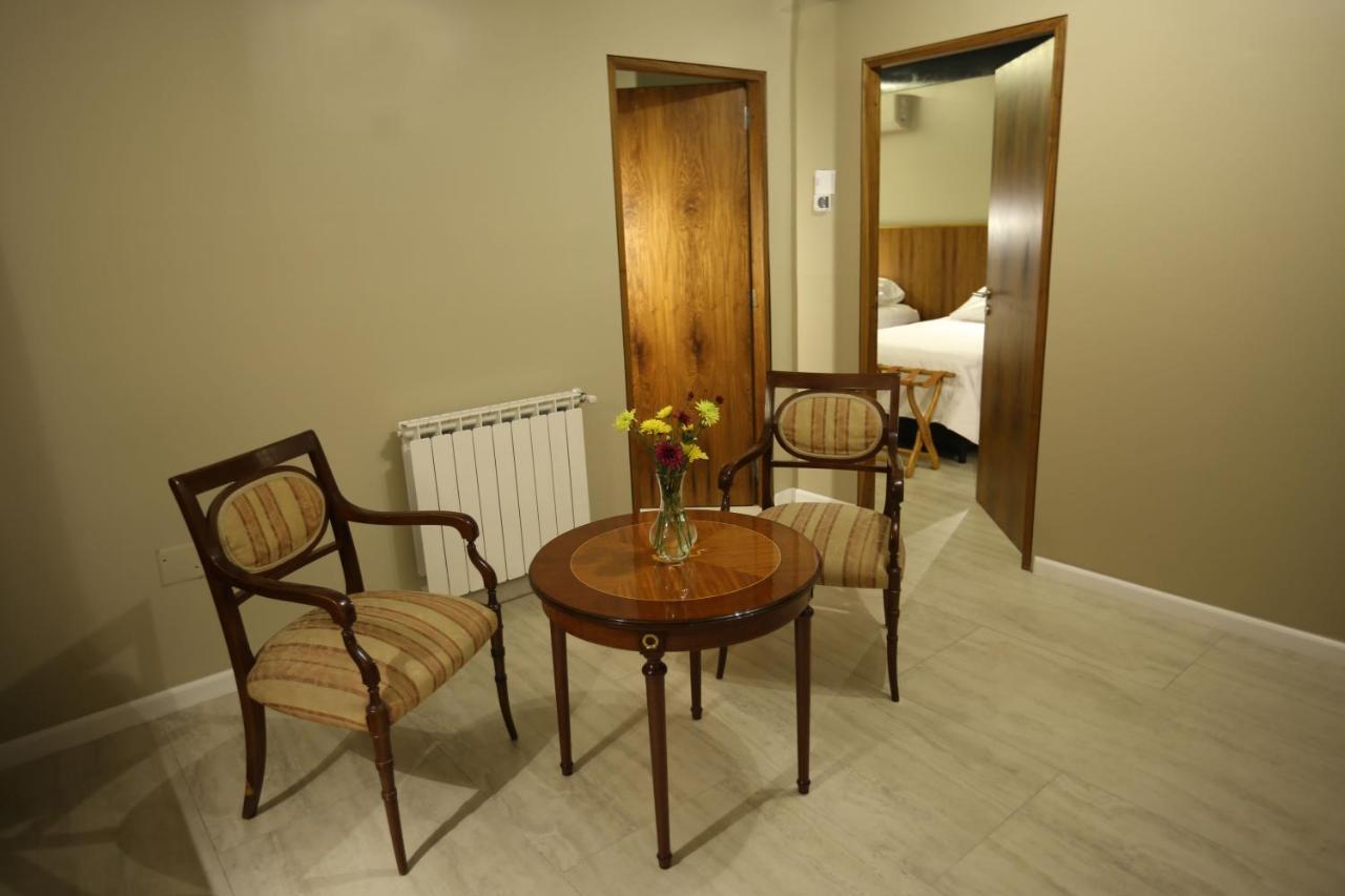 718 Rufino Petit Hotel Мендоса Экстерьер фото